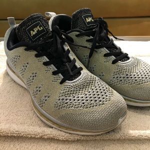 APL Men’s TechLoom Pro Athletic Shoes